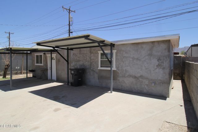 8606 N GATEWAY Boulevard, Canutillo, TX 79835
