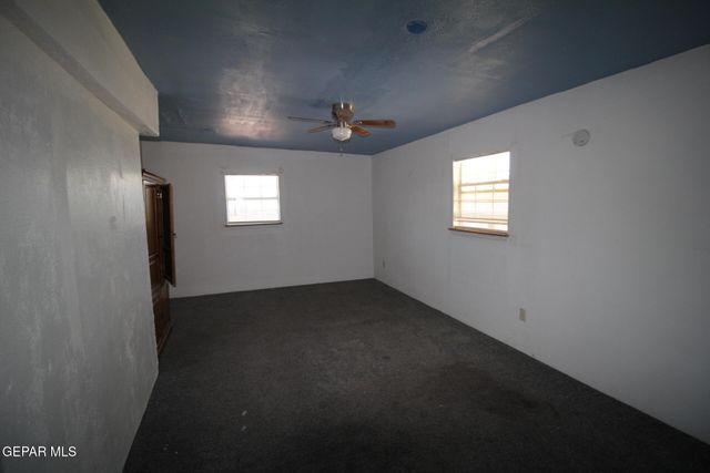 8606 N GATEWAY Boulevard, Canutillo, TX 79835