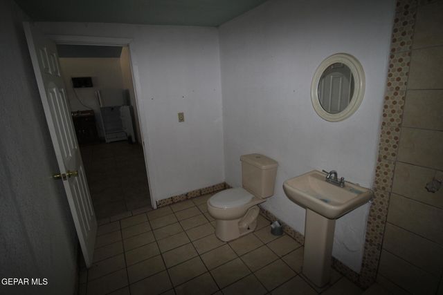 8606 N GATEWAY Boulevard, Canutillo, TX 79835