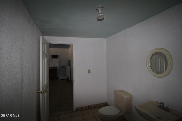 8606 N GATEWAY Boulevard, Canutillo, TX 79835