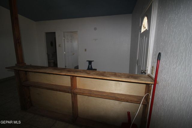 8606 N GATEWAY Boulevard, Canutillo, TX 79835