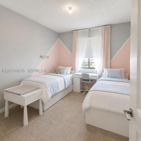 4619 NW 84th Ave, Doral, FL 33166