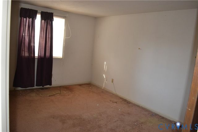 5218 Autumnleaf Dr, Ampthill, VA 23234