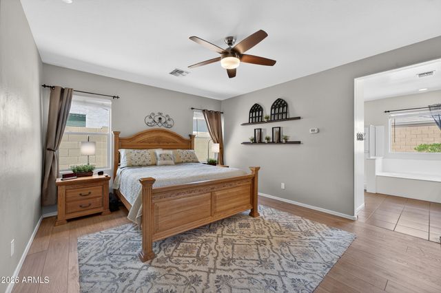 18612 W MOUNTAIN VIEW Road, Waddell, AZ 85355