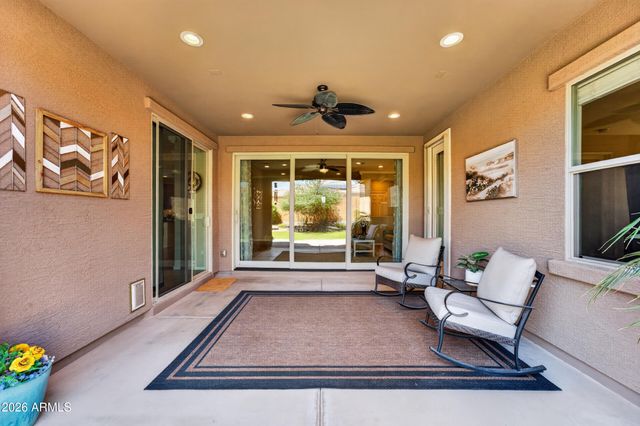 18612 W MOUNTAIN VIEW Road, Waddell, AZ 85355