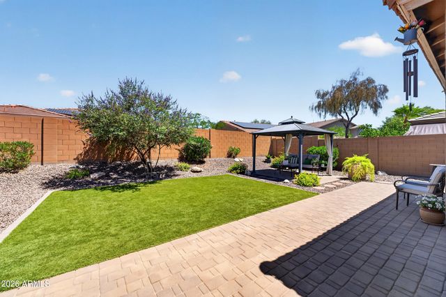 18612 W MOUNTAIN VIEW Road, Waddell, AZ 85355