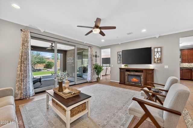 18612 W MOUNTAIN VIEW Road, Waddell, AZ 85355
