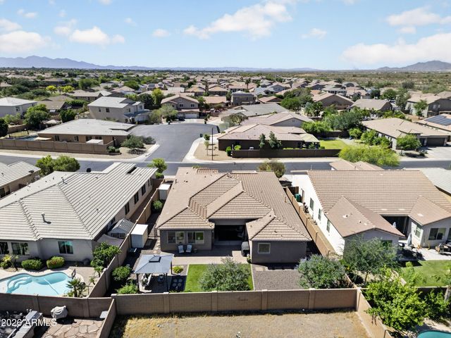 18612 W MOUNTAIN VIEW Road, Waddell, AZ 85355
