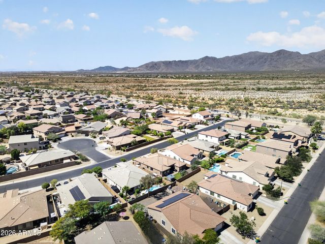 18612 W MOUNTAIN VIEW Road, Waddell, AZ 85355