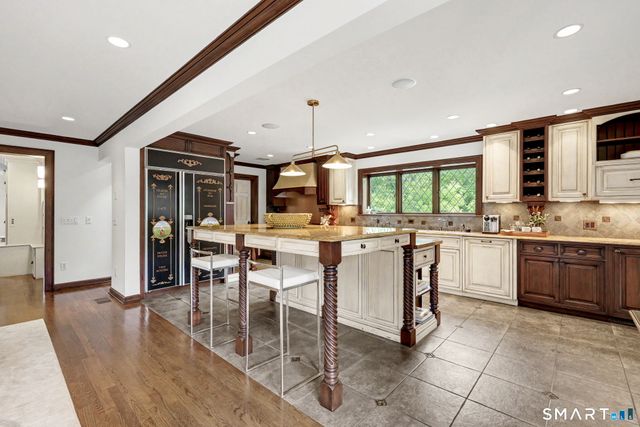 991 Lake Avenue, Greenwich, CT 06831