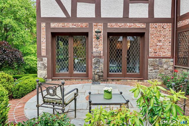 991 Lake Avenue, Greenwich, CT 06831