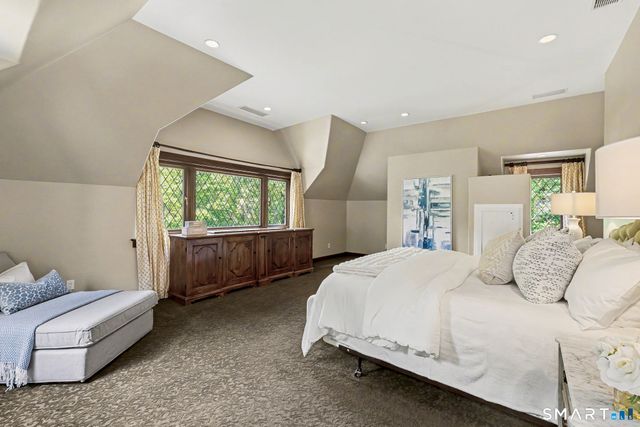 991 Lake Avenue, Greenwich, CT 06831