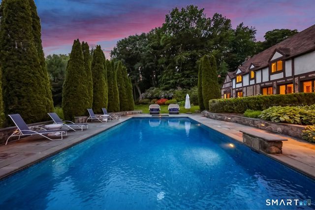 991 Lake Avenue, Greenwich, CT 06831