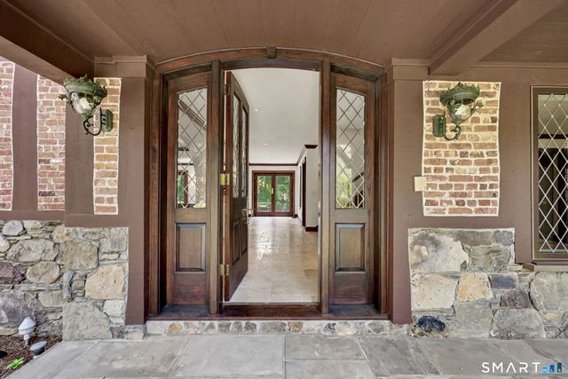 991 Lake Avenue, Greenwich, CT 06831