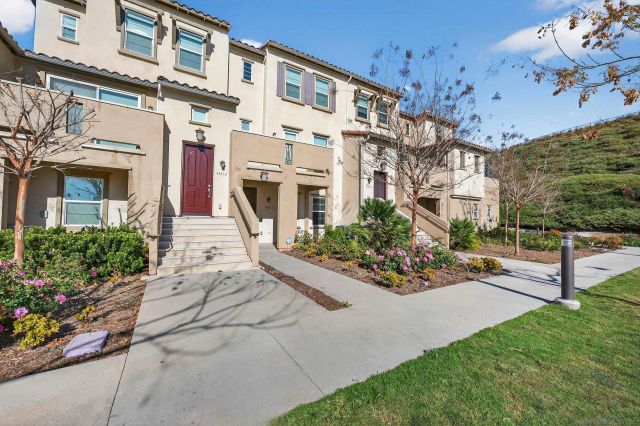 4321 Star Path Way 3, Oceanside, CA 92056