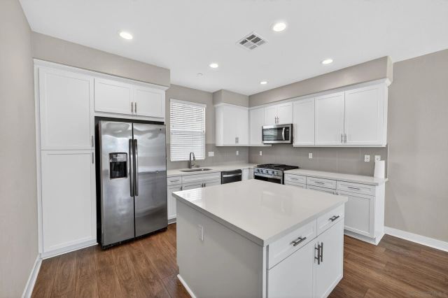 4321 Star Path Way 3, Oceanside, CA 92056