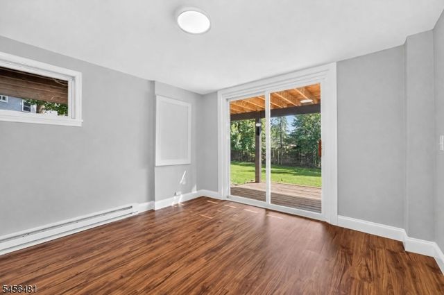 3 Pleasant Rd, High Bridge Boro, NJ 08829