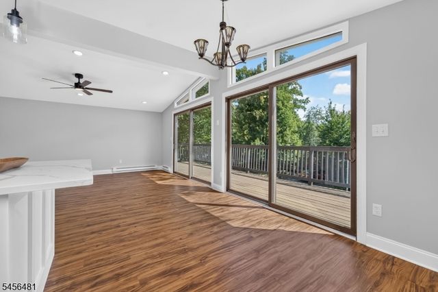3 Pleasant Rd, High Bridge Boro, NJ 08829