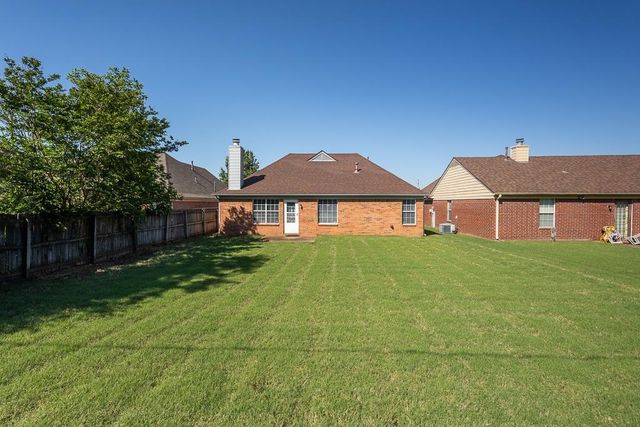1114 CATHEDRAL LN, Cordova, TN 38018