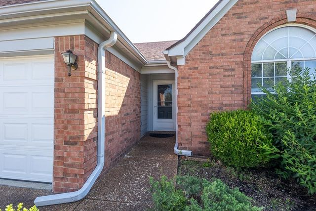 1114 CATHEDRAL LN, Cordova, TN 38018