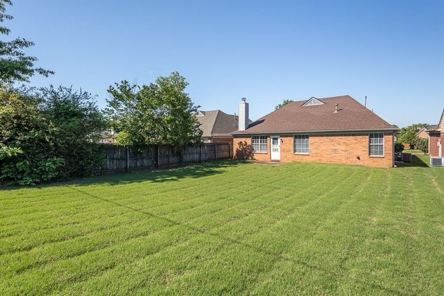 1114 CATHEDRAL LN, Cordova, TN 38018