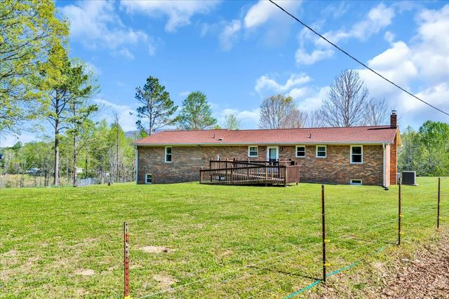 321 Goodridge Rd, Woodbury, TN 37190