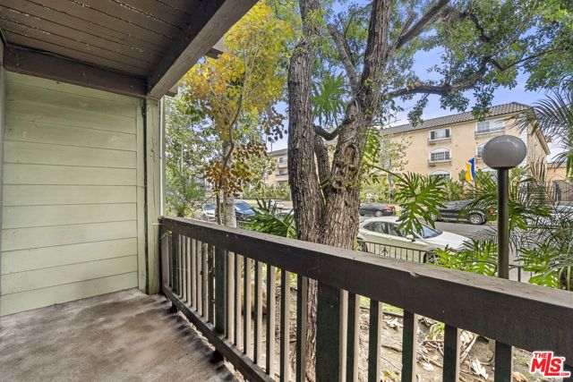 525 S Ardmore Avenue 107, Los Angeles, CA 90020