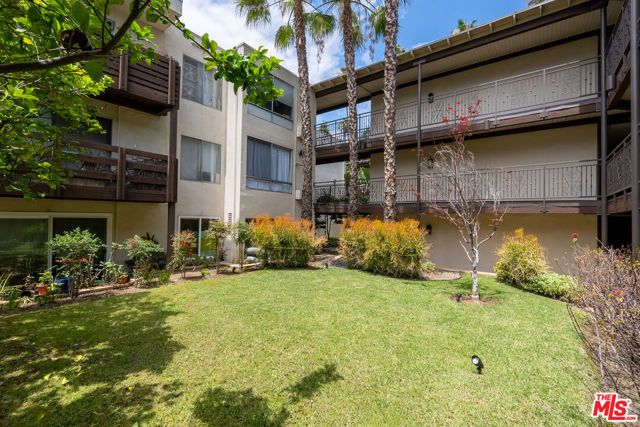 525 S Ardmore Avenue 107, Los Angeles, CA 90020