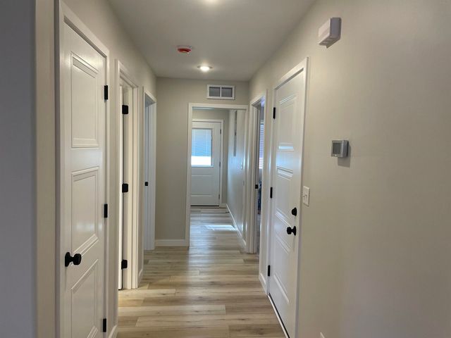 1501 C N Russell Street, Marion, IL 62959