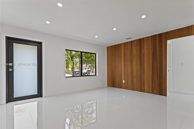 1524 SW 32 CT, Fort Lauderdale, FL 33315