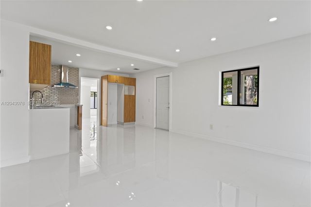 1524 SW 32 CT, Fort Lauderdale, FL 33315