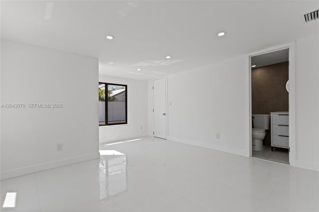 1524 SW 32 CT, Fort Lauderdale, FL 33315