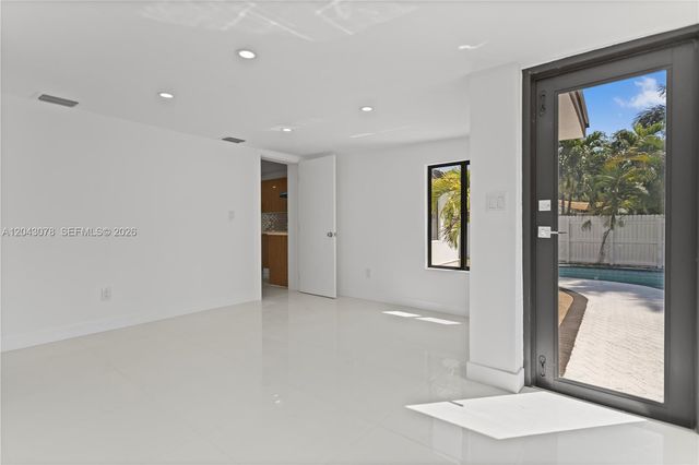 1524 SW 32 CT, Fort Lauderdale, FL 33315