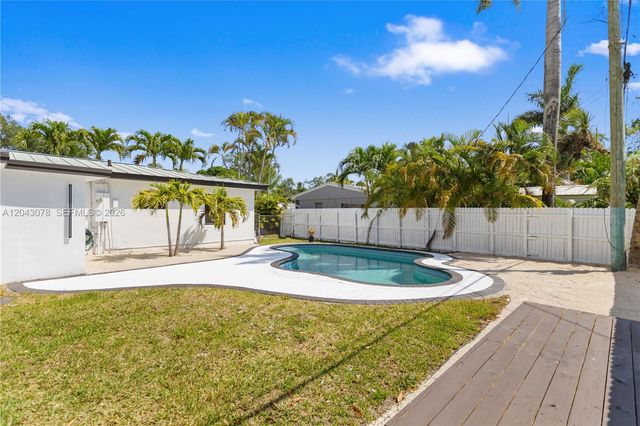 1524 SW 32 CT, Fort Lauderdale, FL 33315