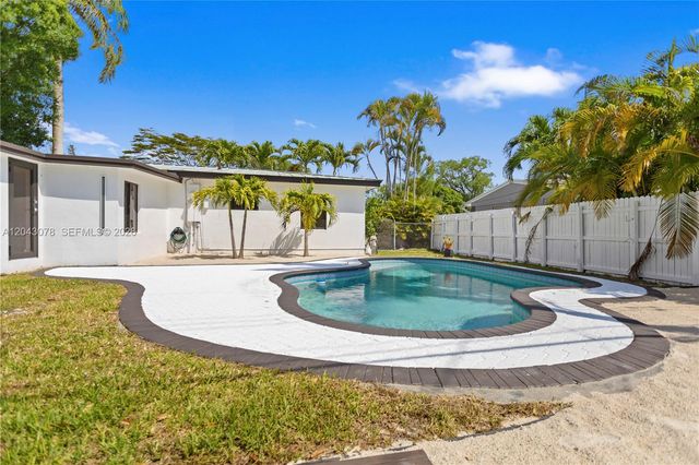 1524 SW 32 CT, Fort Lauderdale, FL 33315
