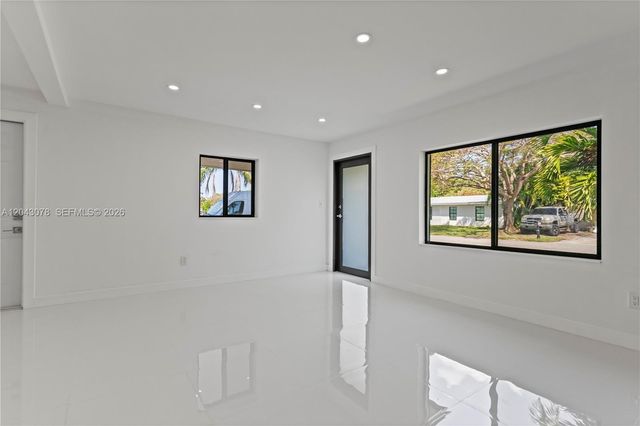 1524 SW 32 CT, Fort Lauderdale, FL 33315