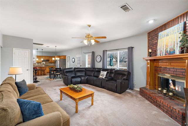 4010 Bluffpoint Road, Rowlett, TX 75088