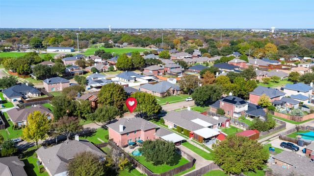 4010 Bluffpoint Road, Rowlett, TX 75088