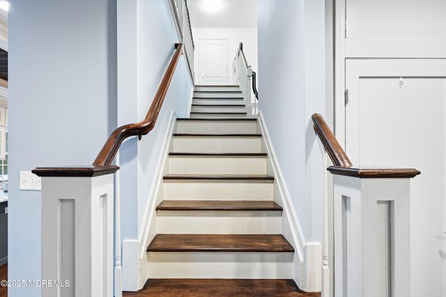 4 Belaire Drive, Jackson, NJ 08527