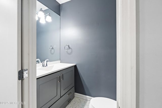 4 Belaire Drive, Jackson, NJ 08527