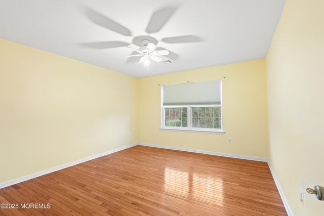 4 Belaire Drive, Jackson, NJ 08527