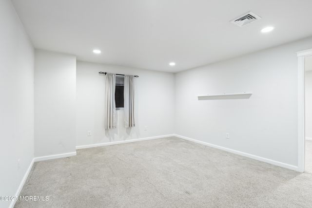 4 Belaire Drive, Jackson, NJ 08527