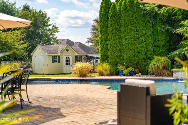 4 Belaire Drive, Jackson, NJ 08527