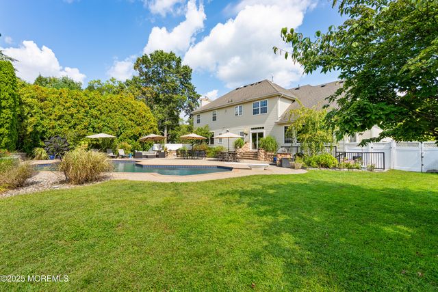 4 Belaire Drive, Jackson, NJ 08527