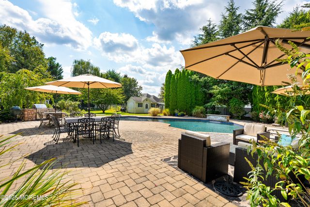 4 Belaire Drive, Jackson, NJ 08527