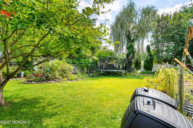 4 Belaire Drive, Jackson, NJ 08527