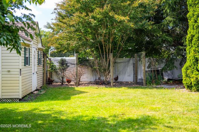 4 Belaire Drive, Jackson, NJ 08527