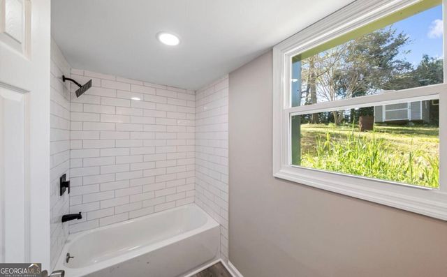 1593 Westminister Drive, Macon, GA 31204