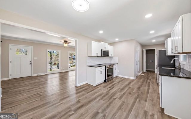 1593 Westminister Drive, Macon, GA 31204