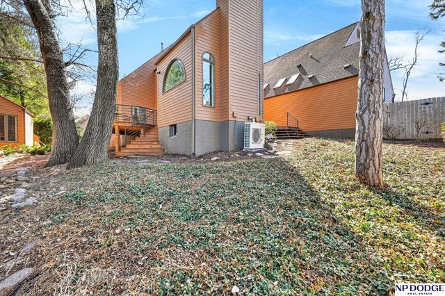 741 N 89th Plaza, Omaha, NE 68114